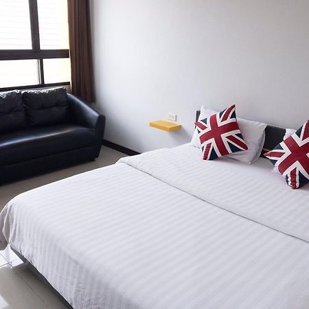 The Icon Service Apartment Si Maha Phot Exterior foto