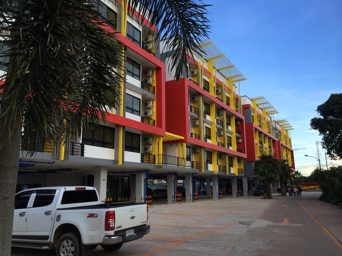 The Icon Service Apartment Si Maha Phot Exterior foto